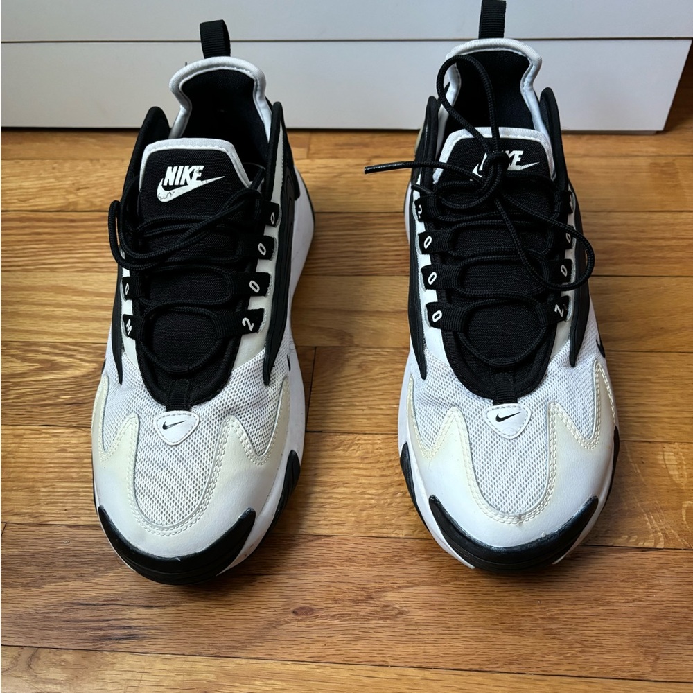 Wmns Nike Zoom 2K “white black”